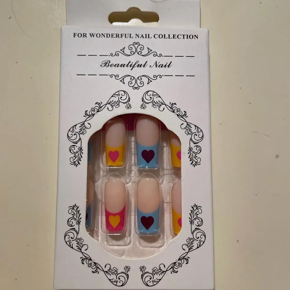 Adorable press-on nails